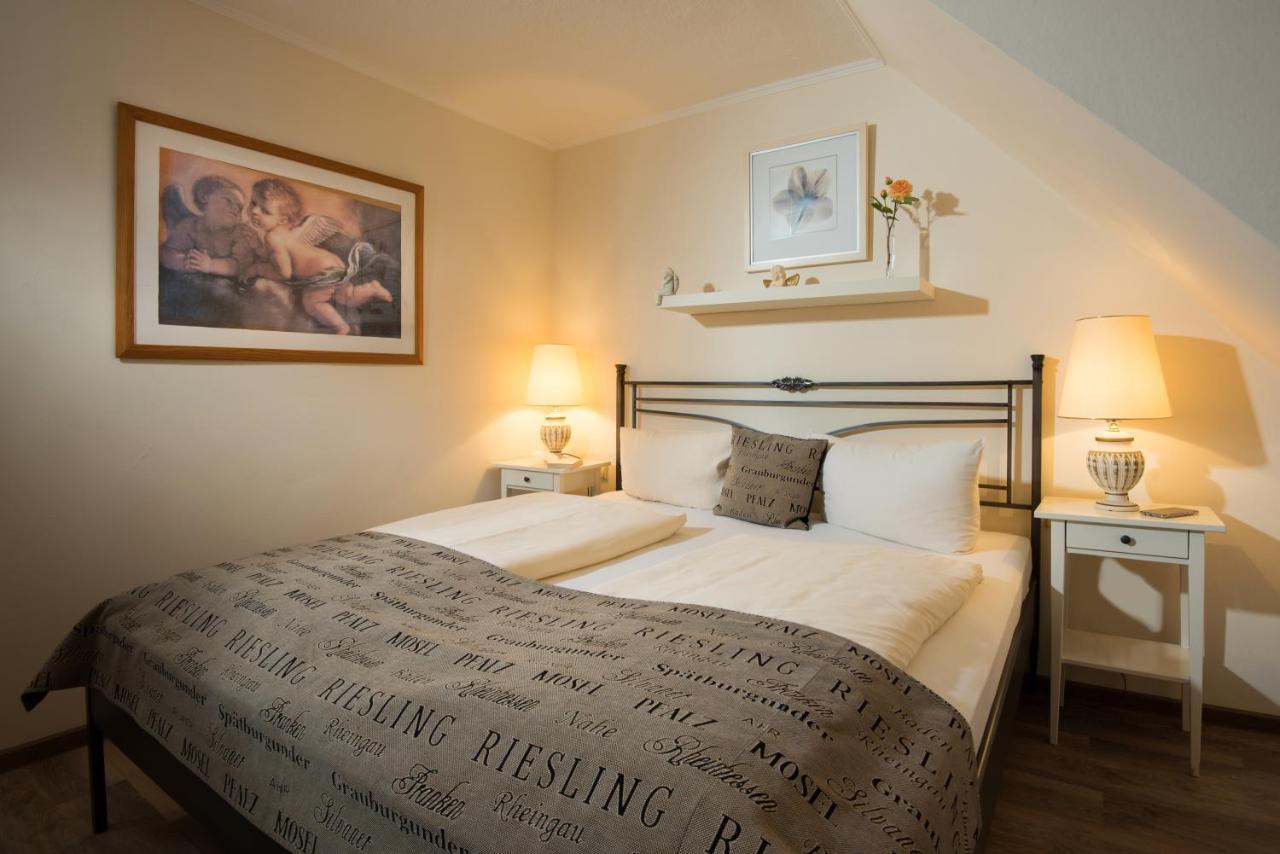 Weinhotel Sonnenschein Эрнст Экстерьер фото